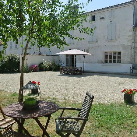 La Ferme Fortin Gensac-la-Pallue Exterior photo