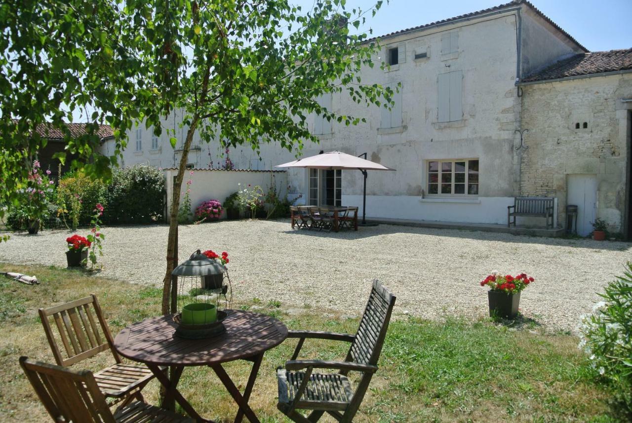 La Ferme Fortin Gensac-la-Pallue Exterior photo